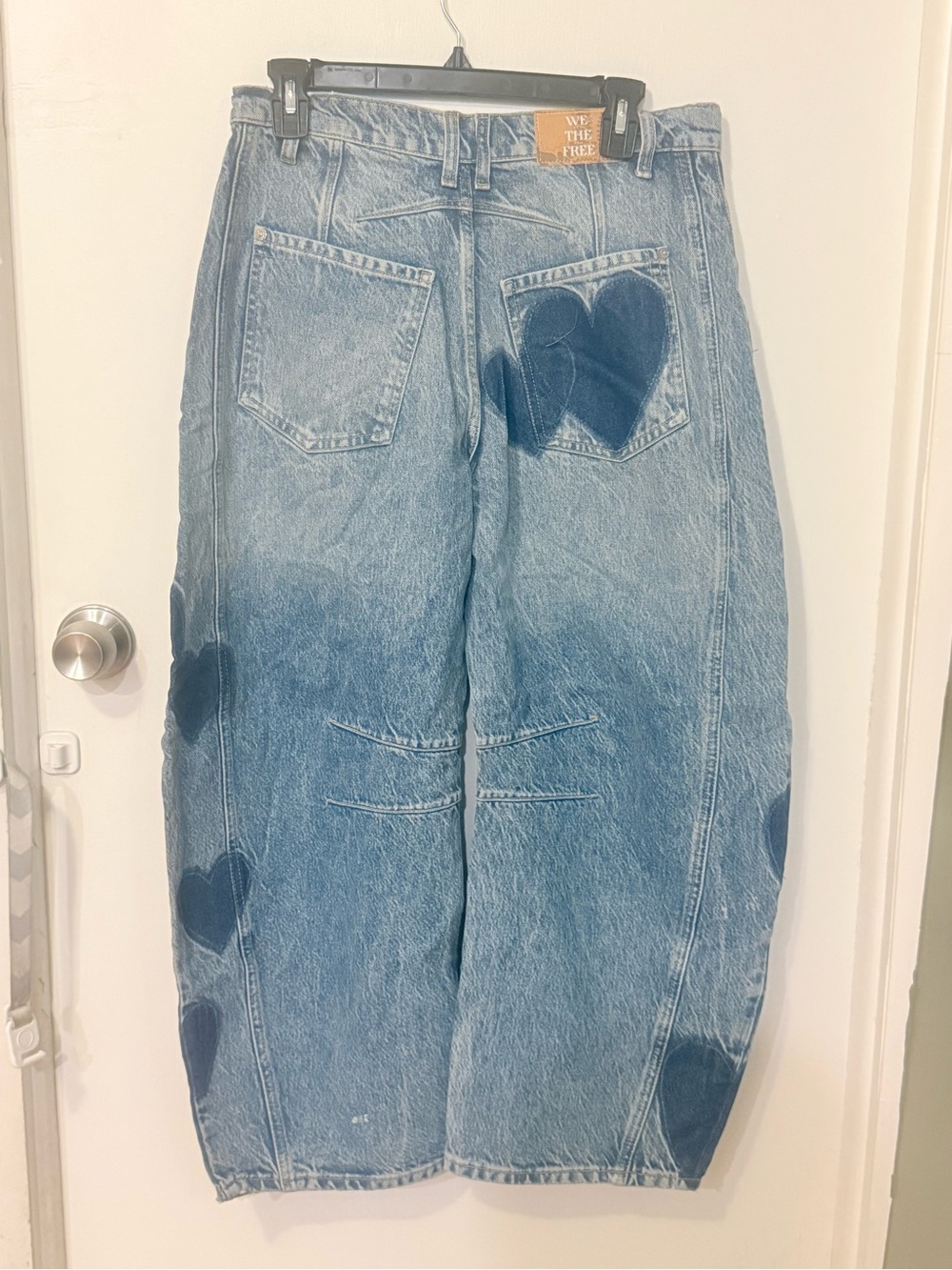 We The Free Good-luck Shadow Patch Heart Barrel Jeans - Picture 4 of 5